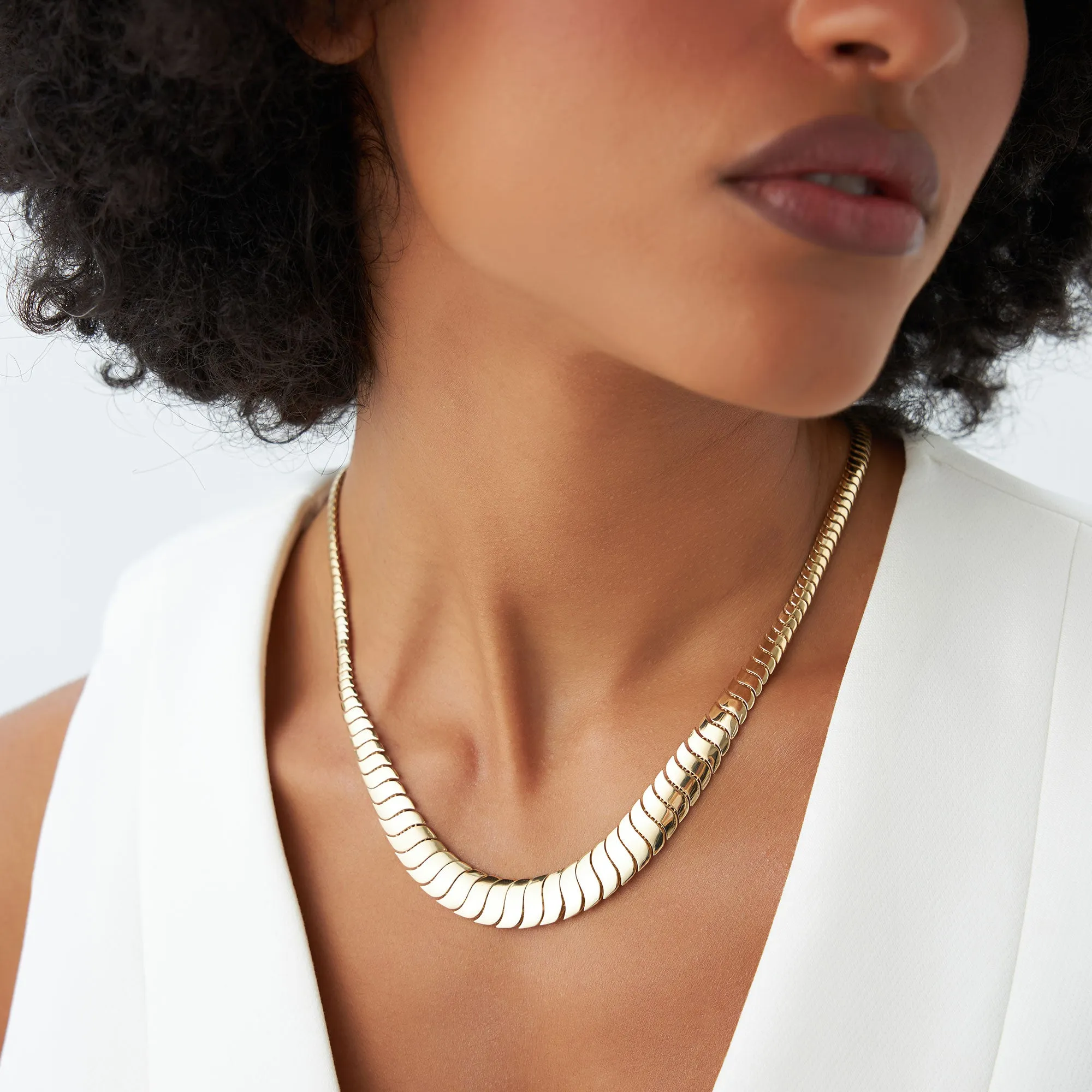 14k 12 to 5MM Graduating Cobra Necklace