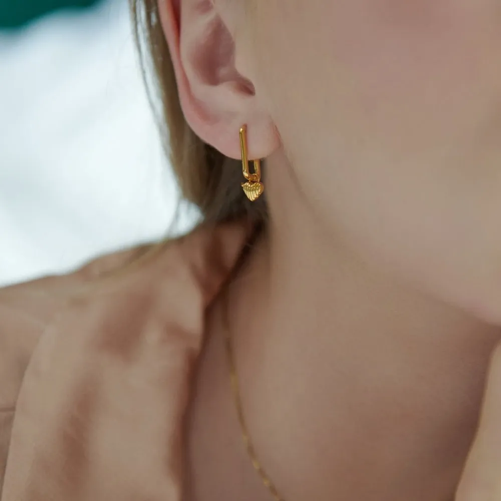 Deco Heart Oval Link Hoop Earrings - Gold - ULE02GP