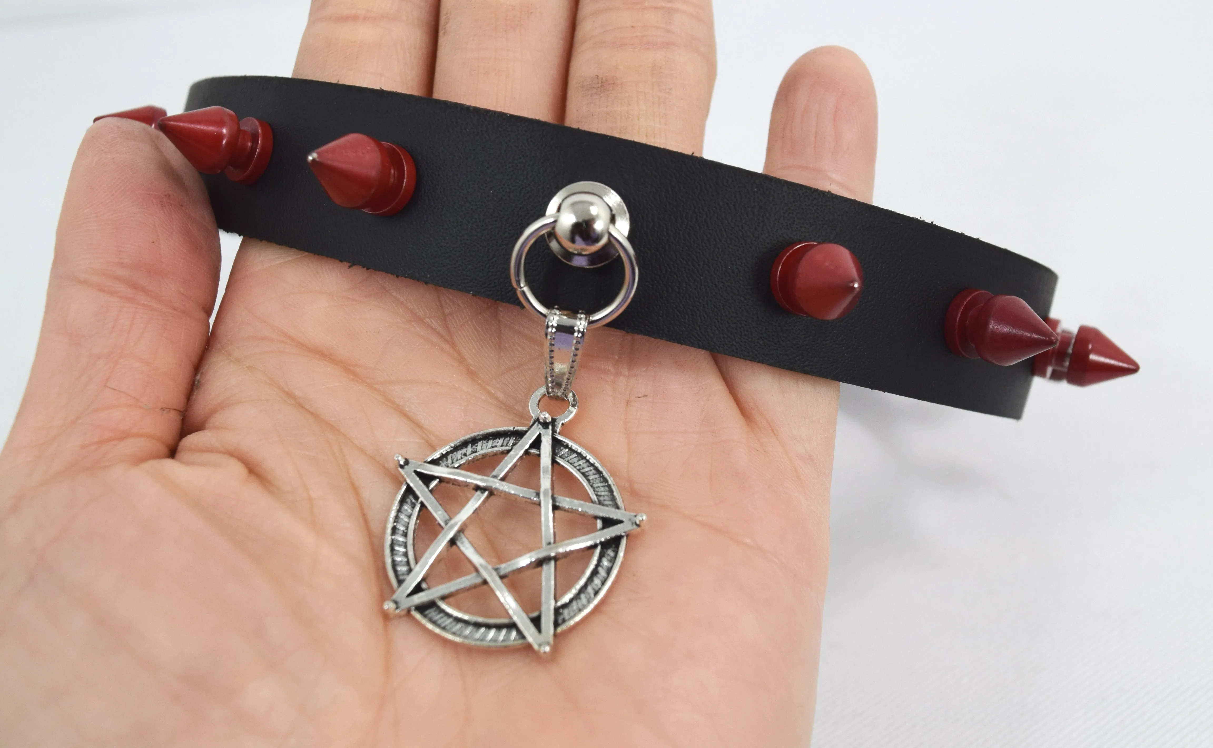 Gothic Steampunk Pentagram Charm Rivet Red Spikes Leather Choker Collar Necklace
