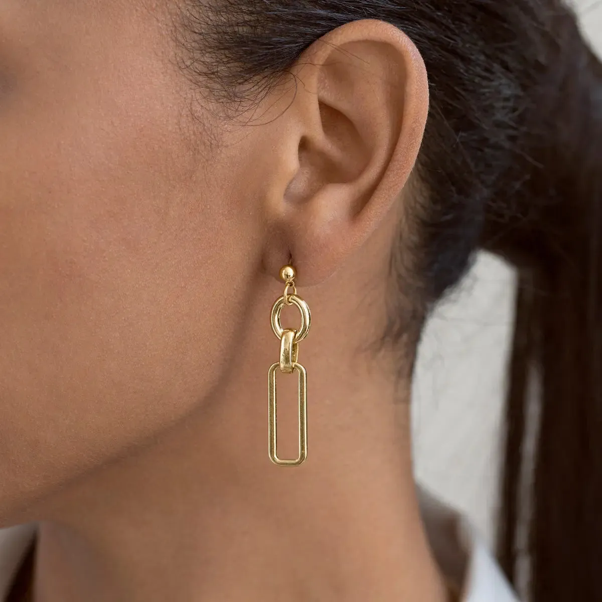 Hanging Minimalistic Earring