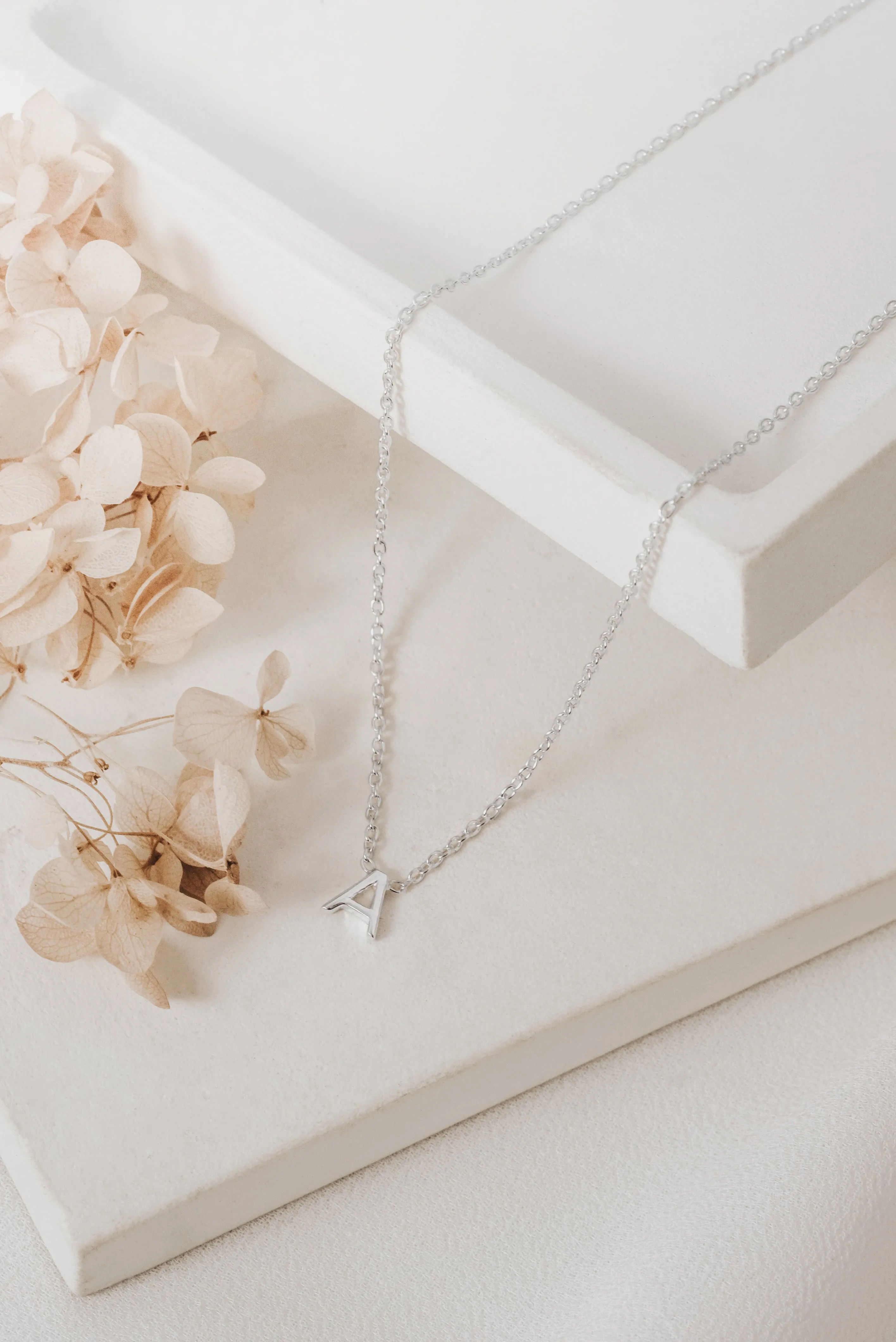INITIAL NECKLACES SILVER/GOLD