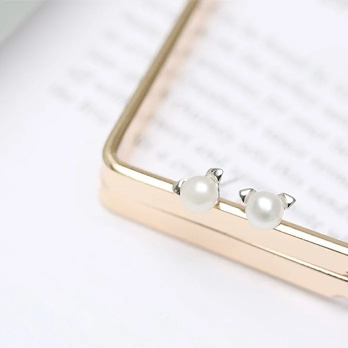 SLUYNZ Platinum Plated 925 Sterling Silver Cute Freshwater Pearl Puppy Studs Earrings for Women Teen Girls Dog Studs Earrings
